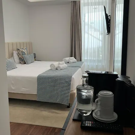 Blue Ancora Hotel *